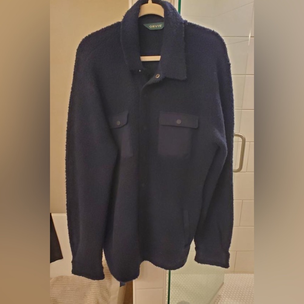 Orvis sherpa sweater navy, large, never worn.
